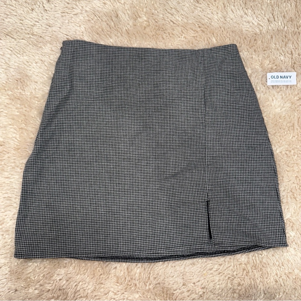 Old Navy Houndstooth Skirt Womens M Black And White Slit Mini Preppy